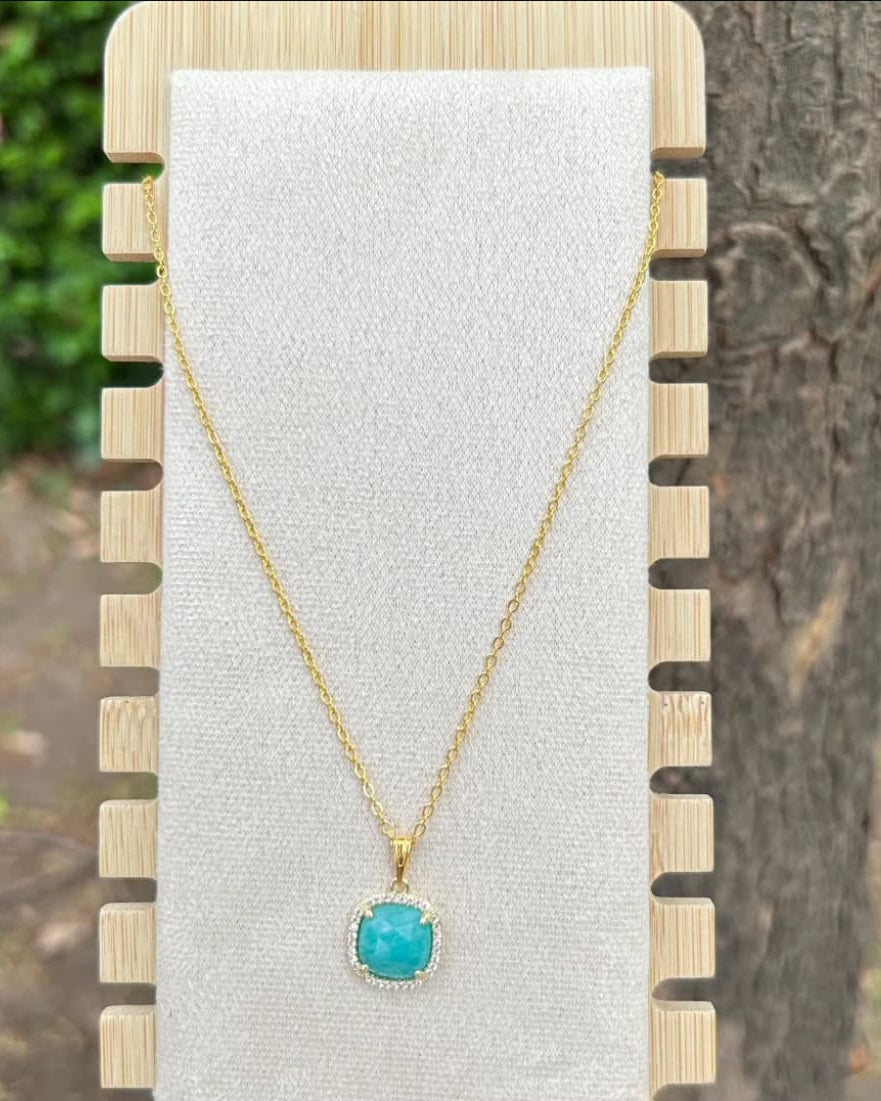 Emerald Crystal Stone Necklace